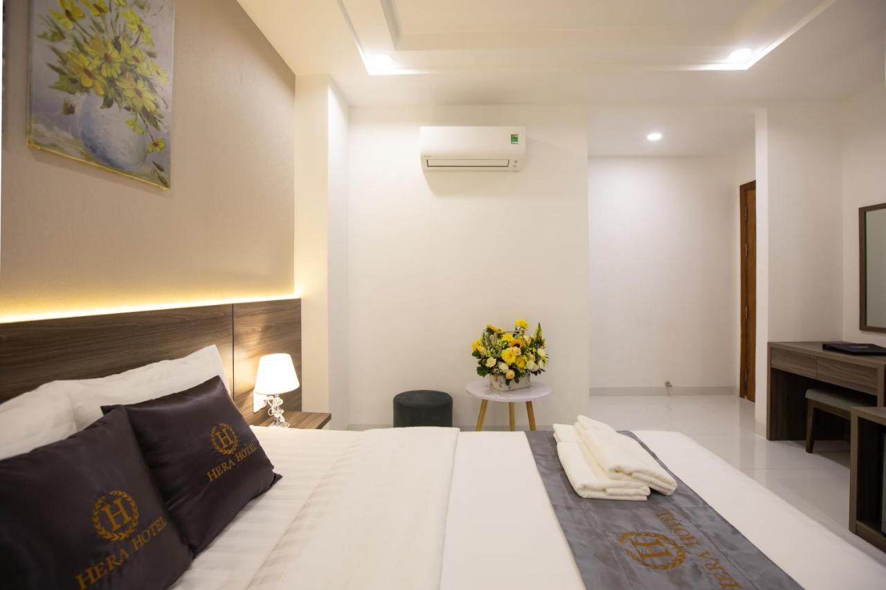 Hera Hotel Airport Хошимин Екстериор снимка