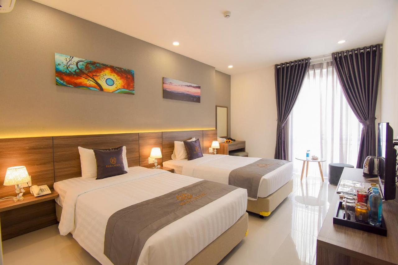 Hera Hotel Airport Хошимин Екстериор снимка